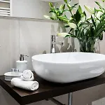 Via Valverde 4 * Verona